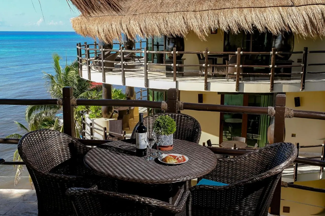 El Taj Oceanfront And Beachside Condo Hotel Playa del Carmen 4*,  Mexico