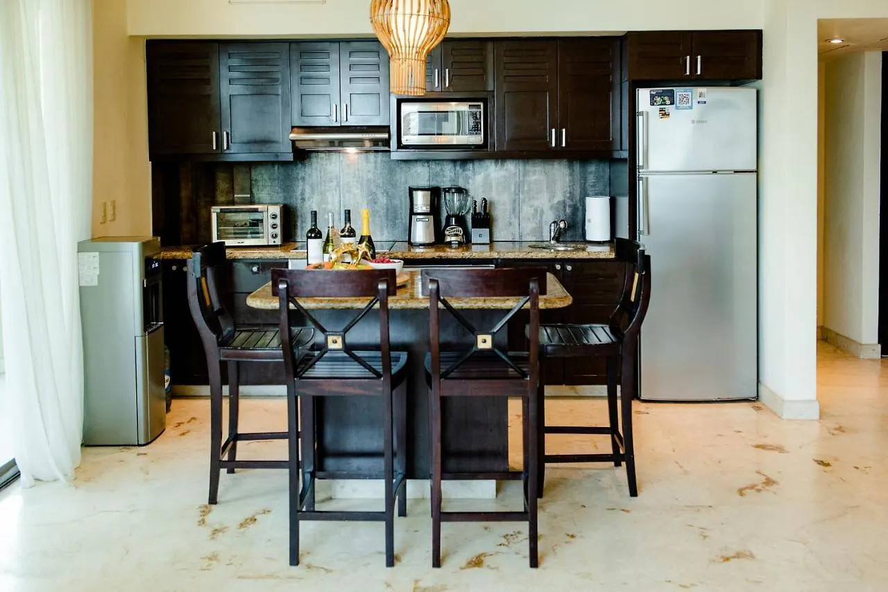 El Taj Oceanfront And Beachside Condo Hotel Πλάγια Ντελ Κάρμεν 4*,